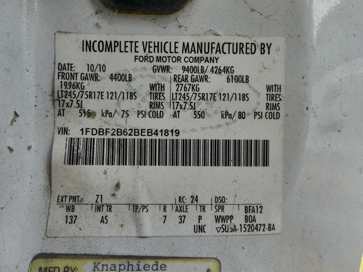 2011-ford-f250-xl-image-17