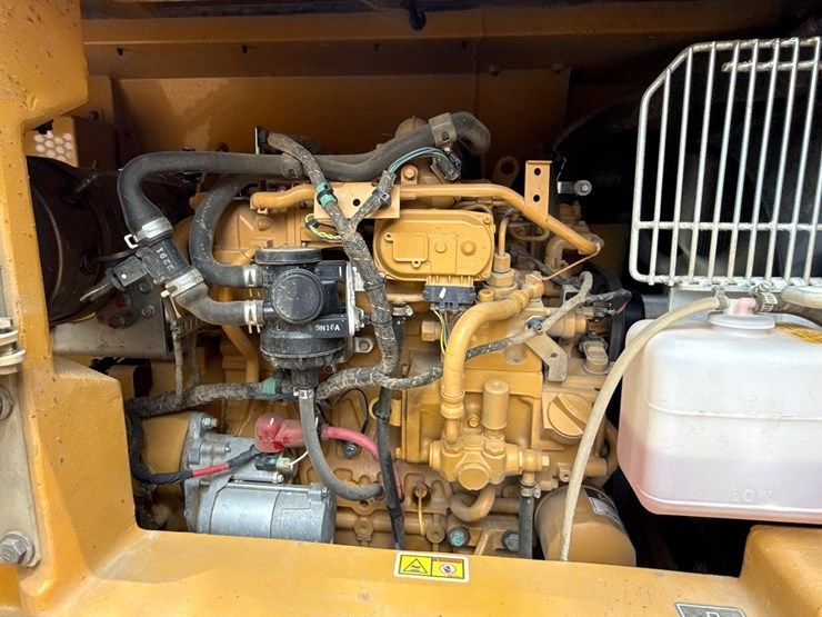 2023-caterpillar-306-cr-image-17