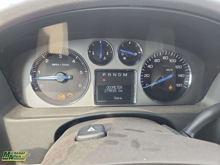 cadillac-escalade-esv-image-10