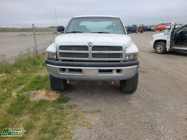 2001-dodge-ram-1500-image-4