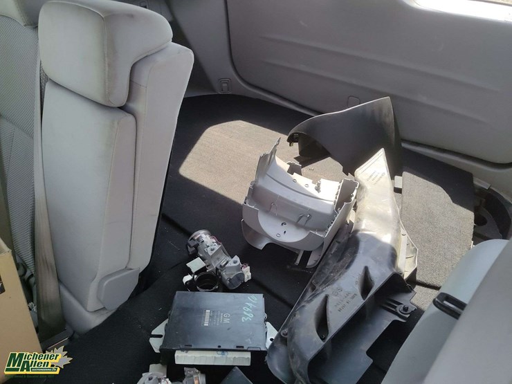 2012-subaru-forester-image-19