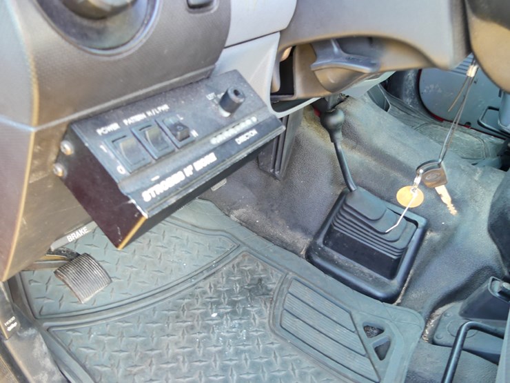 2016-ford-f250-xl-image-14