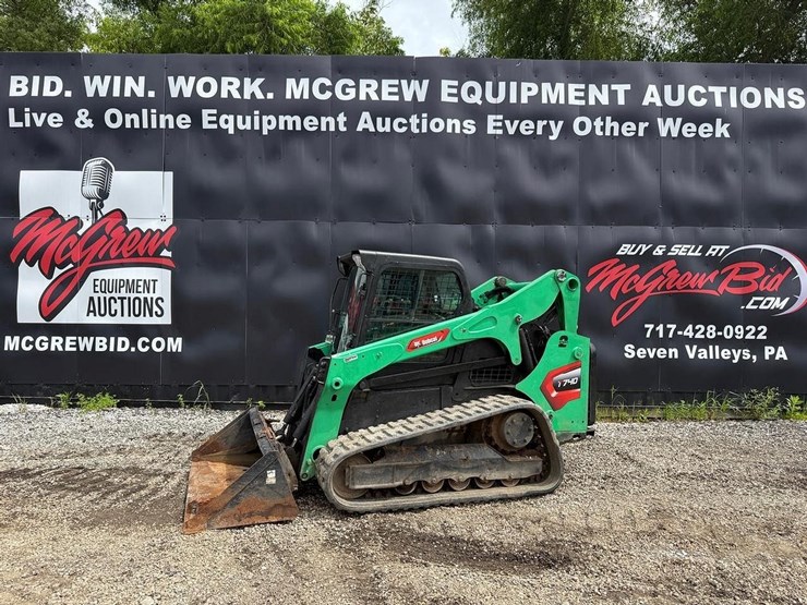 2017-bobcat-t740-image-1