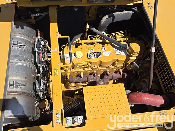 2019-caterpillar-336-image-52