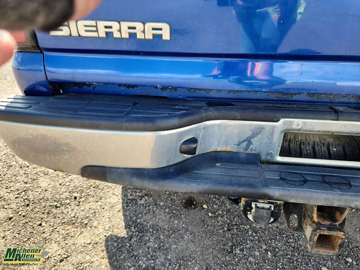 2003-gmc-sierra-2500-image-49