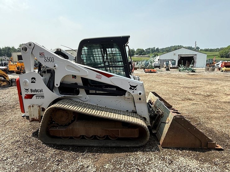 2021-bobcat-t770-image-5