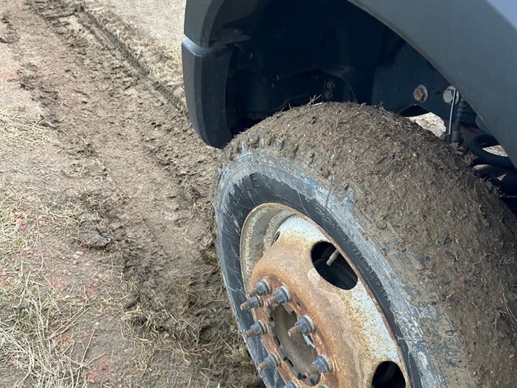 2020-ford-f450-xl-image-28