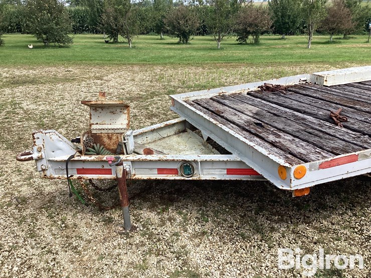 1995-utility-flatbed-image-10