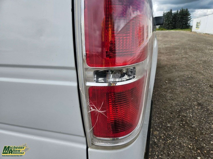 2012-ford-f150-image-25