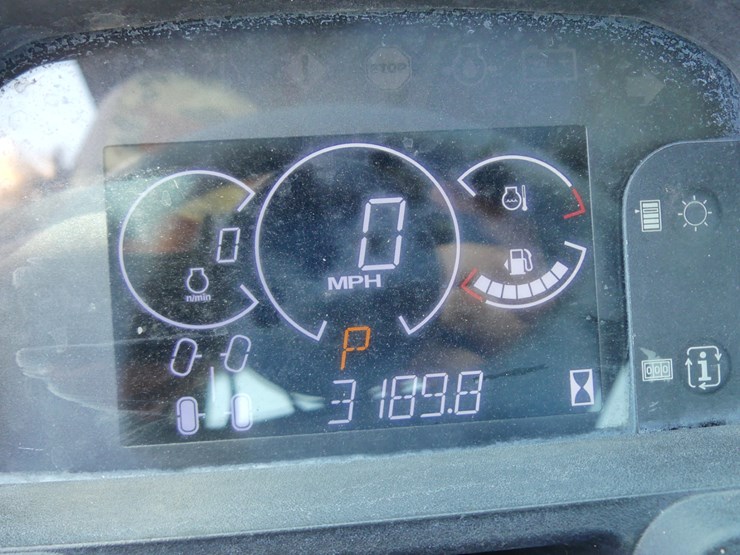 john-deere-gator-image-12