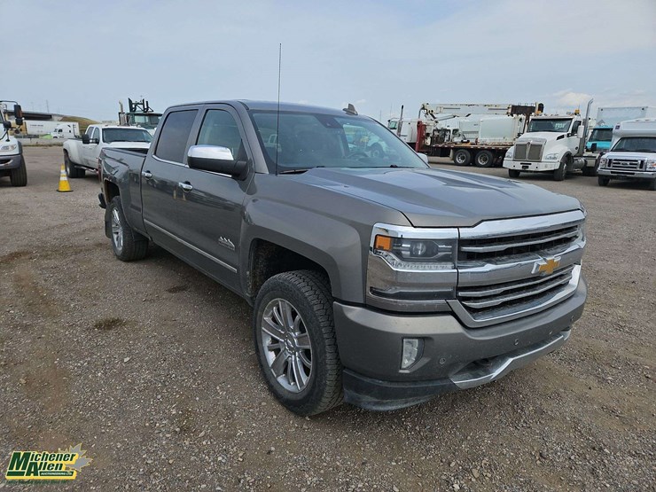 2017-chevrolet-silverado-1500-image-8
