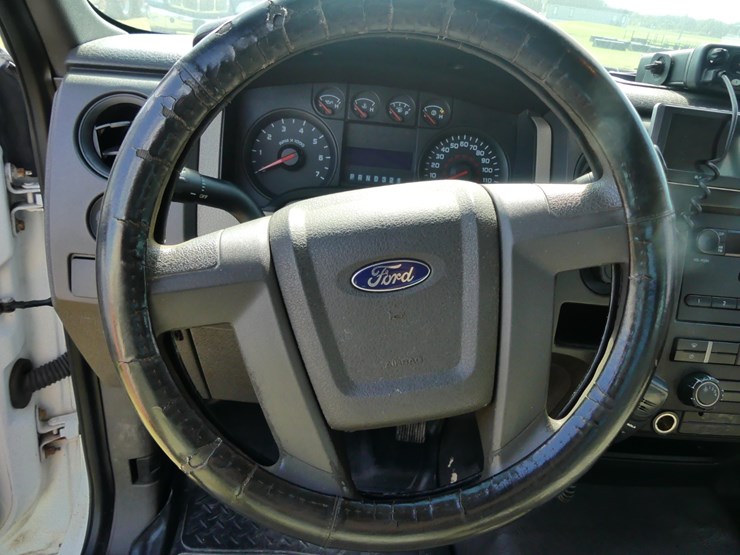 2010-ford-f150-xl-image-18
