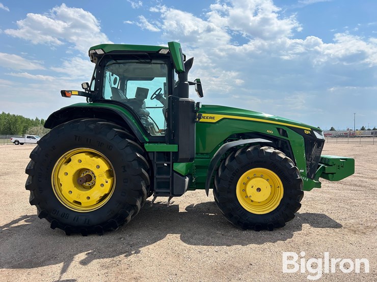 2022-john-deere-8r-410-image-3