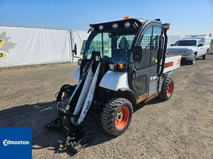 bobcat-toolcat-5600-image-1