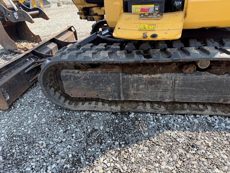 caterpillar-305-image-17