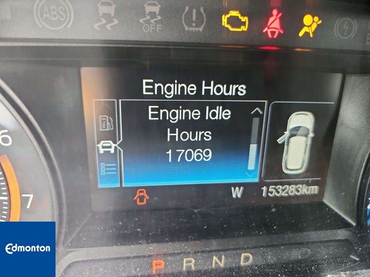 2018-ford-explorer-image-15