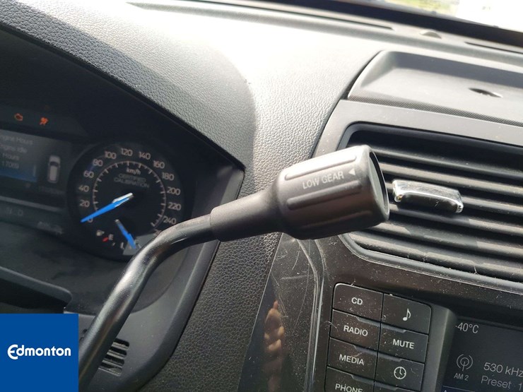 2018-ford-explorer-image-19