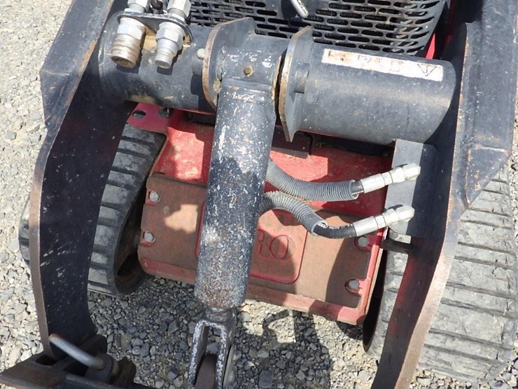 toro-22324-skid-steer-tracked-loader-image-10