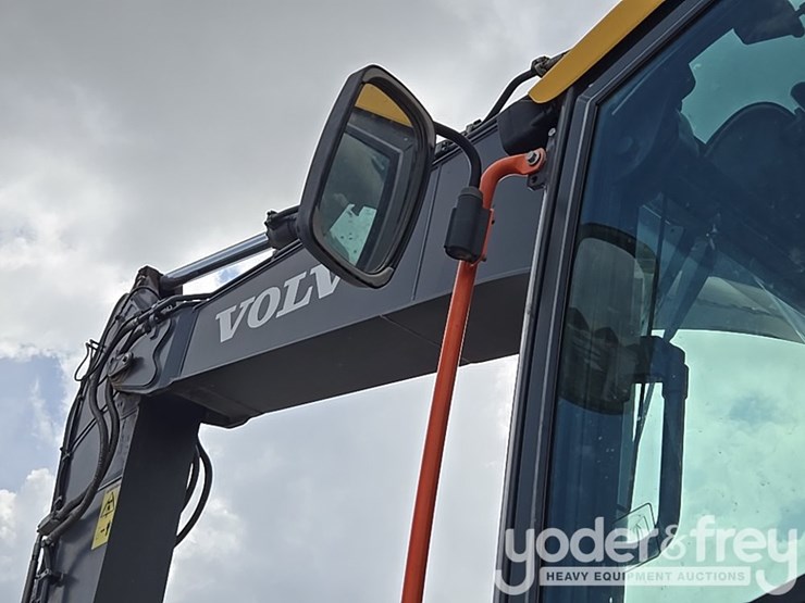 2020-volvo-ec300el-image-62