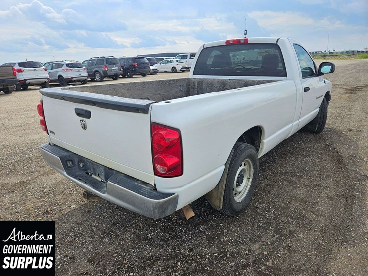 dodge-1500-image-4
