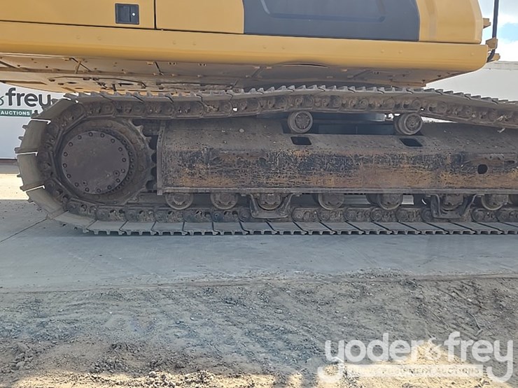 2019-caterpillar-336-image-16