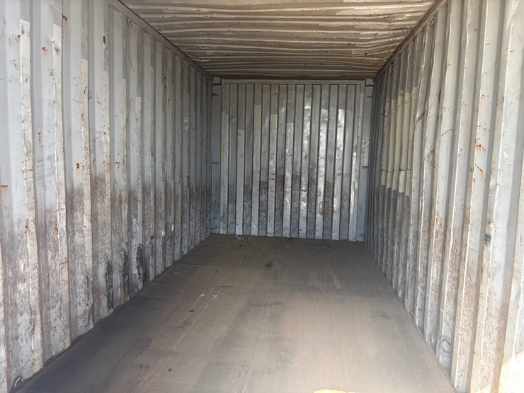 #1211-•-20ft-shipping-container-image-3