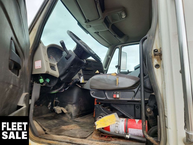 international-workstar-7500-image-16