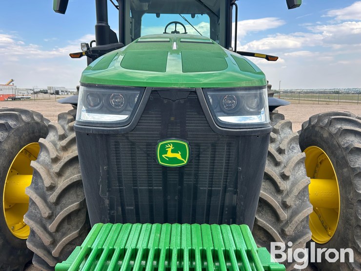 2022-john-deere-8r-230-image-12