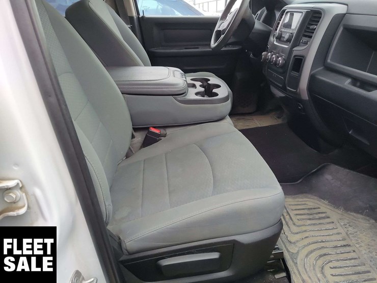 2018-dodge-1500-image-19