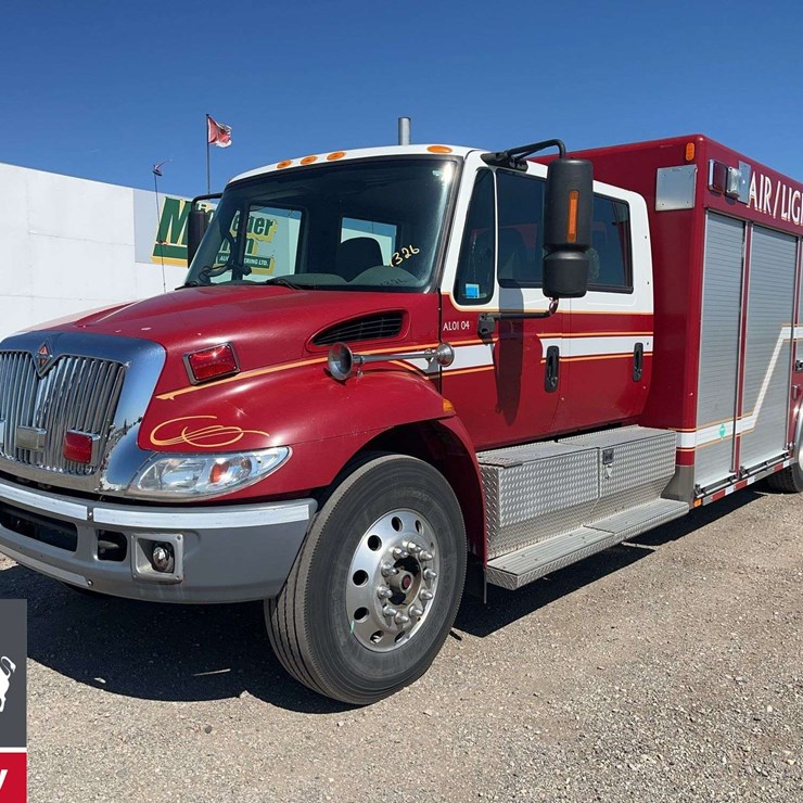 2004 INTERNATIONAL DURASTAR 4400