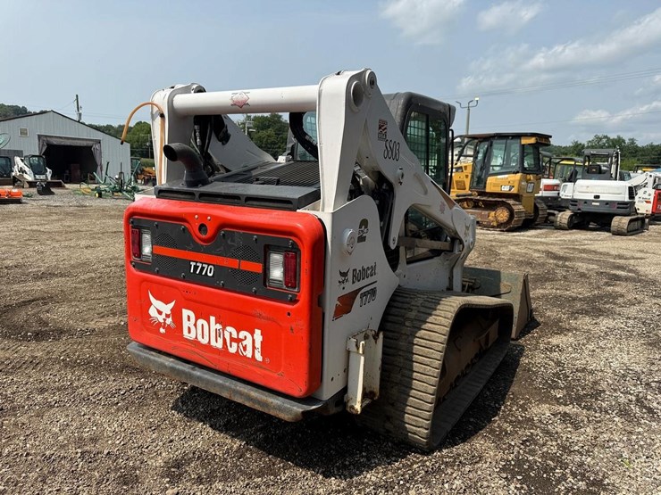 2021-bobcat-t770-image-4
