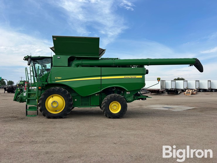 2023-john-deere-s780-image-8