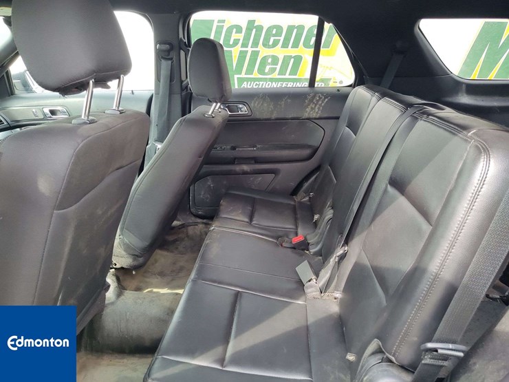 2018-ford-explorer-image-22