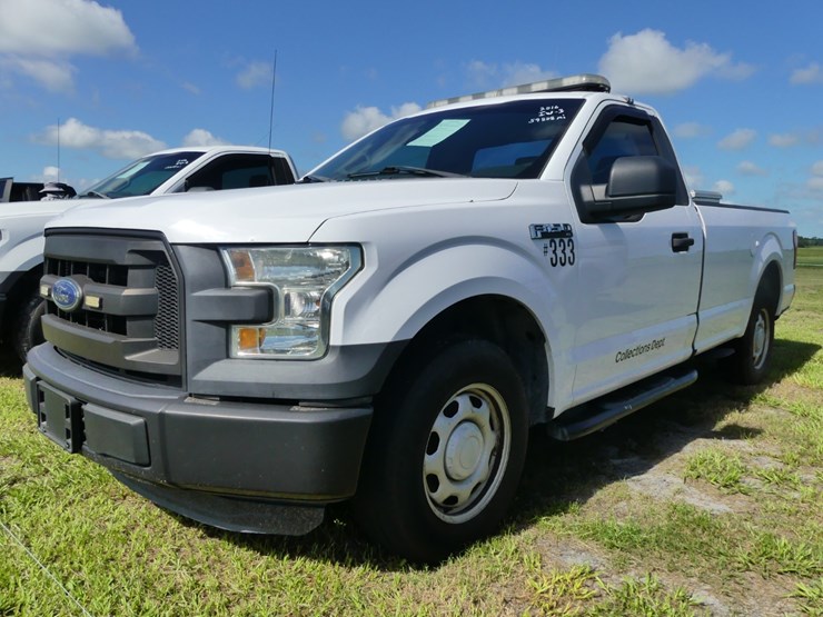 2016-ford-f150-xl-image-1
