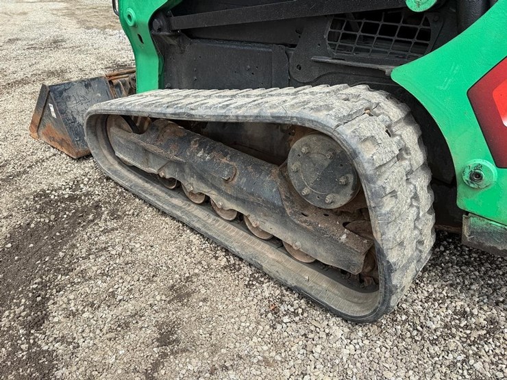 2017-bobcat-t740-image-17