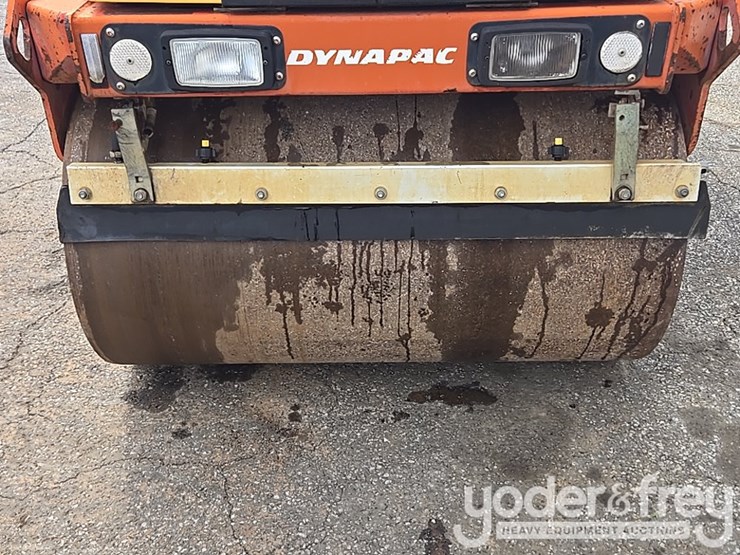 2010-dynapac-cc1200-image-10