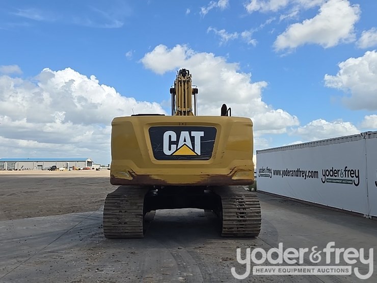 2019-caterpillar-336-image-4
