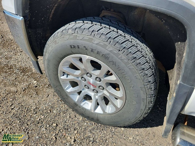 2017-gmc-sierra-1500-image-12