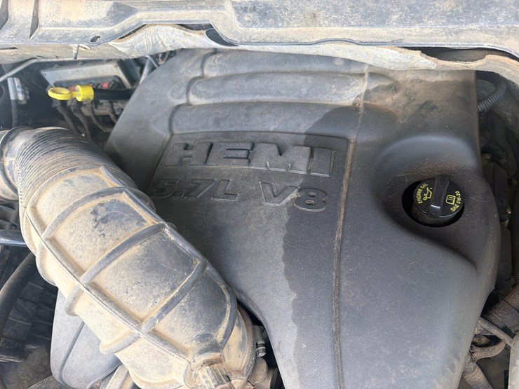 2012-dodge-ram-1500-image-10