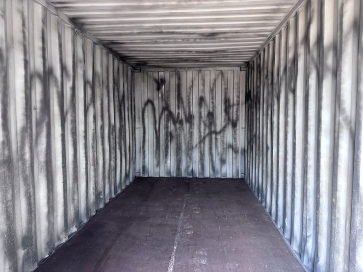 #1215-•-20ft-shipping-container-image-3