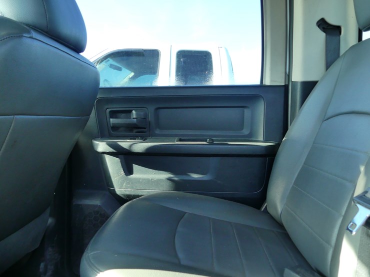 2016-dodge-ram-1500-image-11