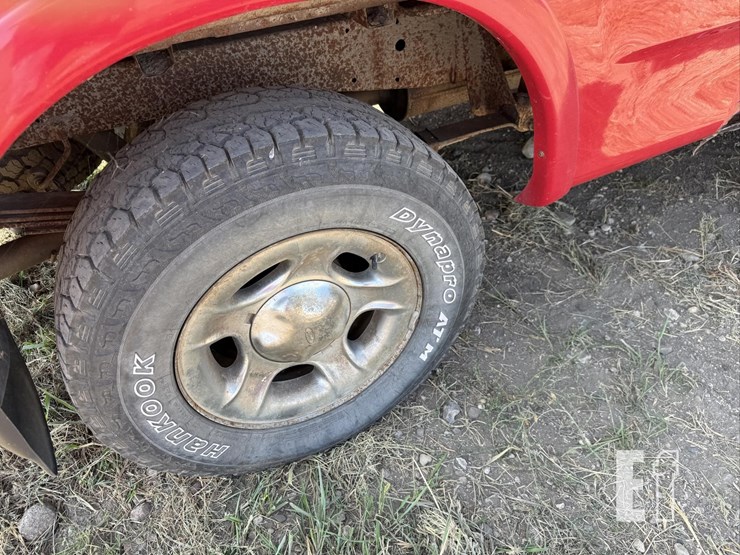 1999-ford-f150-xlt-image-31
