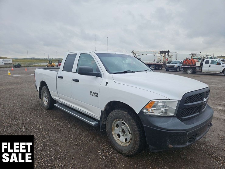 2015-dodge-1500-image-2