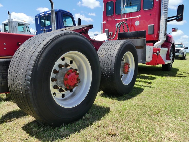 2018-kenworth-t680-image-6