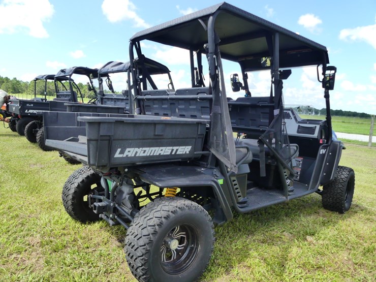 2023-landmaster-ev-image-3