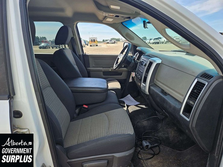 2010-dodge-ram-2500-image-15