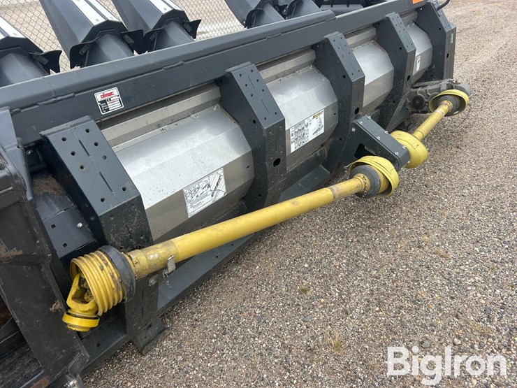 2021-drago-gt-18-20-18r20-corn-head-image-10