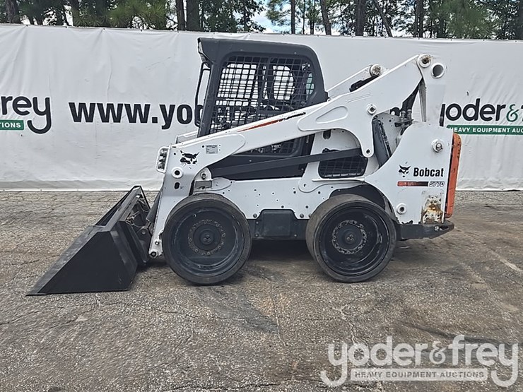 2015-bobcat-s770-image-2