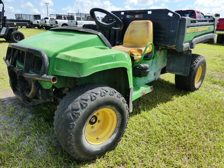 2015-john-deere-4x2tx-image-1
