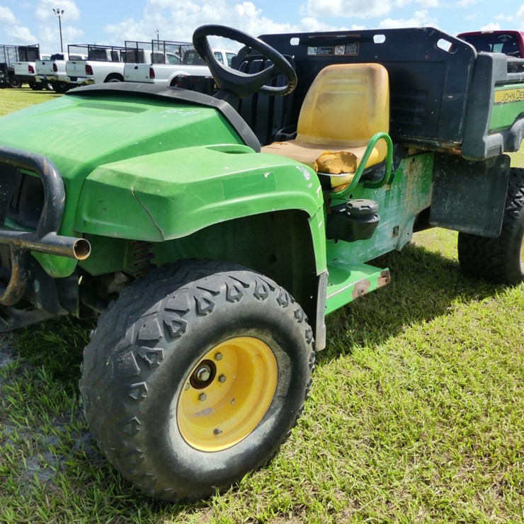 2015 John Deere 4X2TX